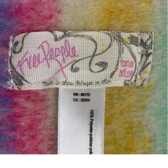 Free People Colorful Skye Stripe Throw Blanket Wrap, NWT - Picture 8 of 11